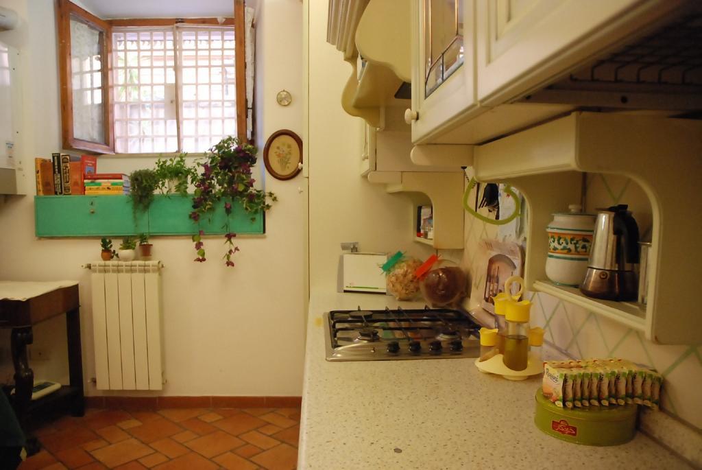 Jessy'S Rooms Roma Exterior foto